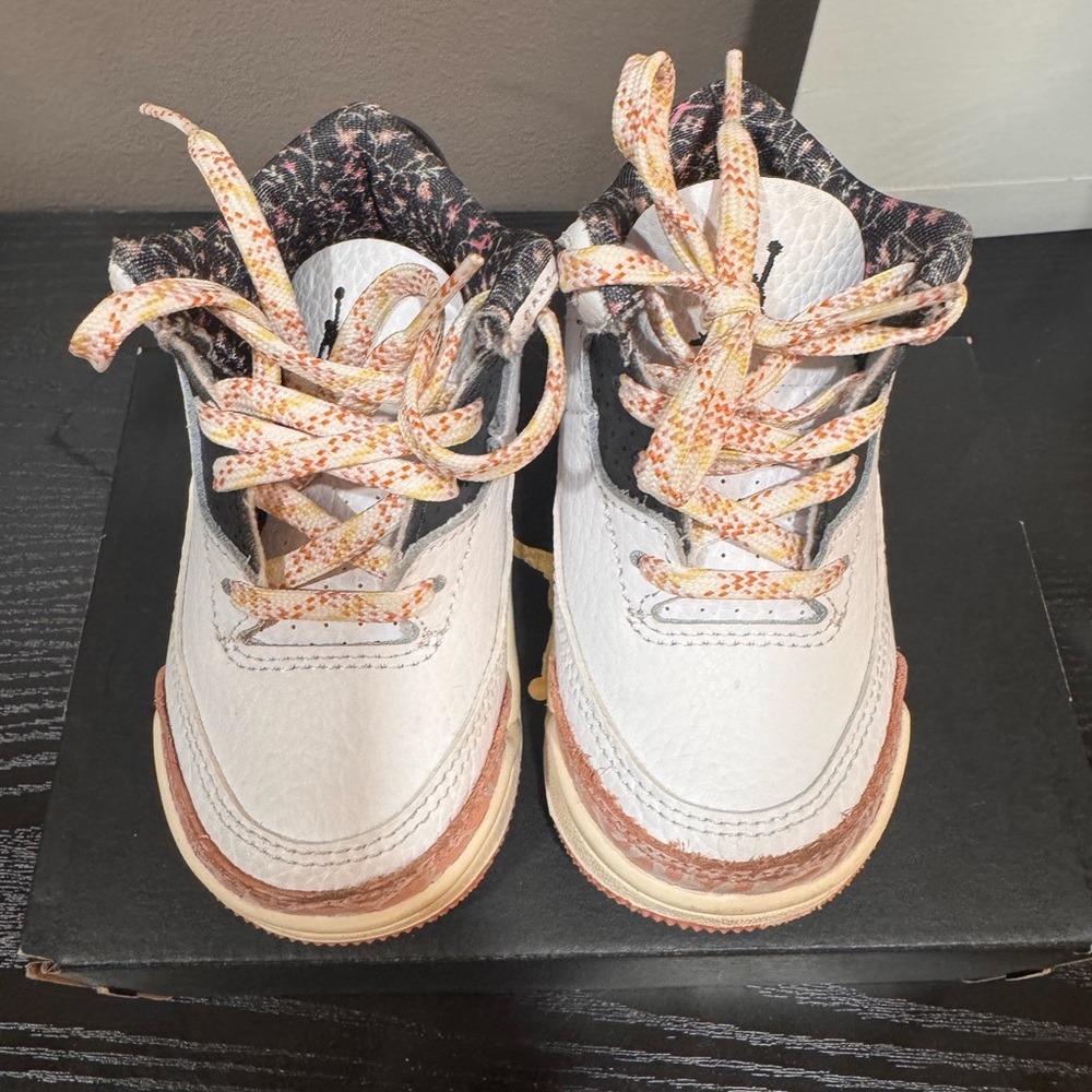 Nike Kids Jordan Retro- Starburst